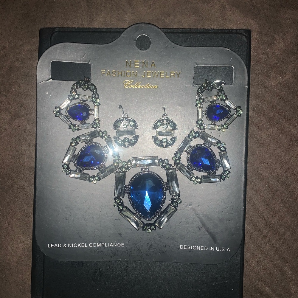 Necklace and earrings set